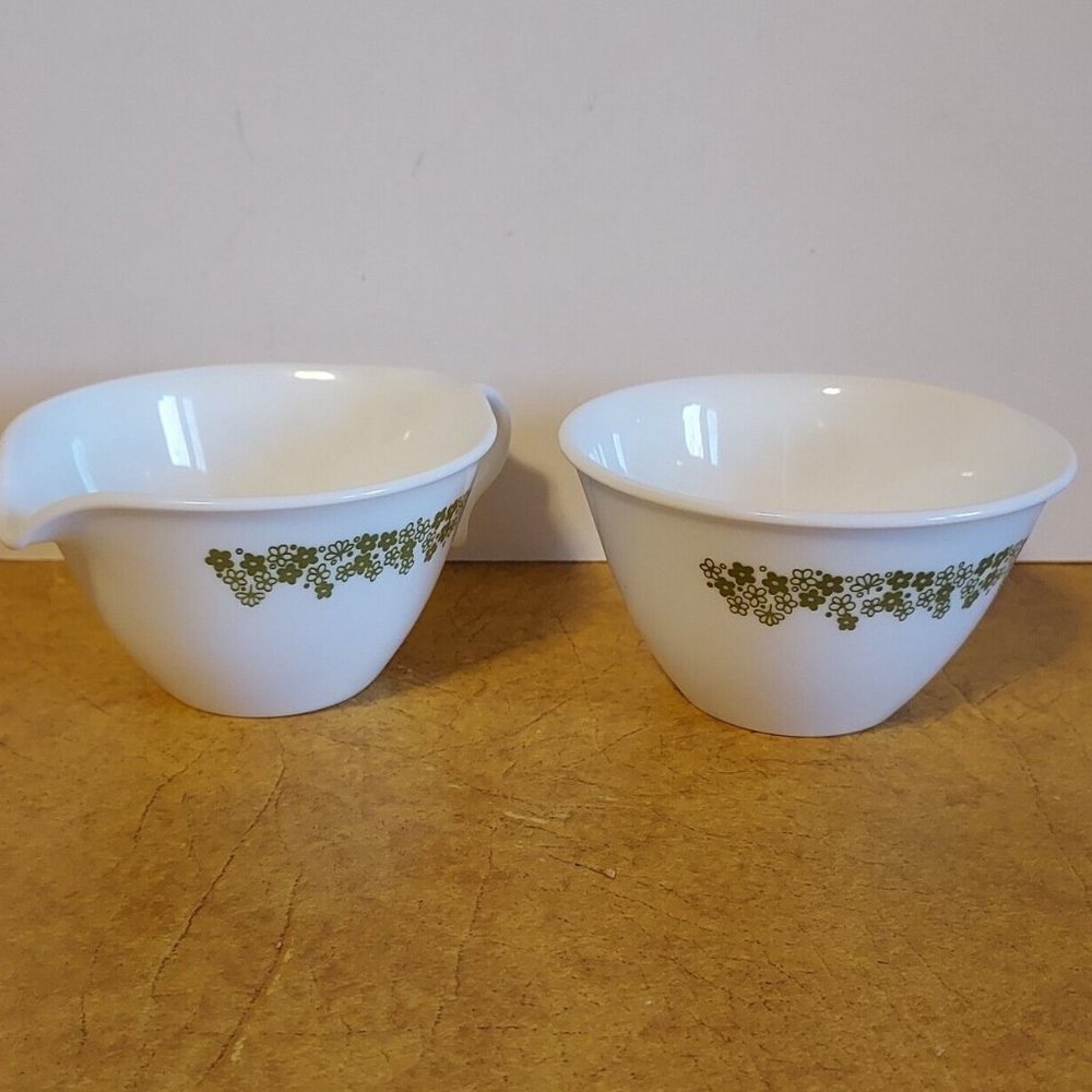 Vintage Corelle Sugar Bowl and Creamer Crazy Daisy Spring Blossom Green White